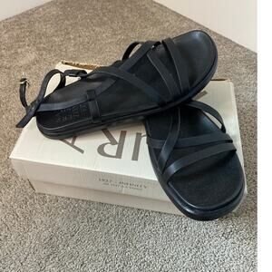 New Naturalizer The Fame Strappy Block Heel Sandals Size 9.5
